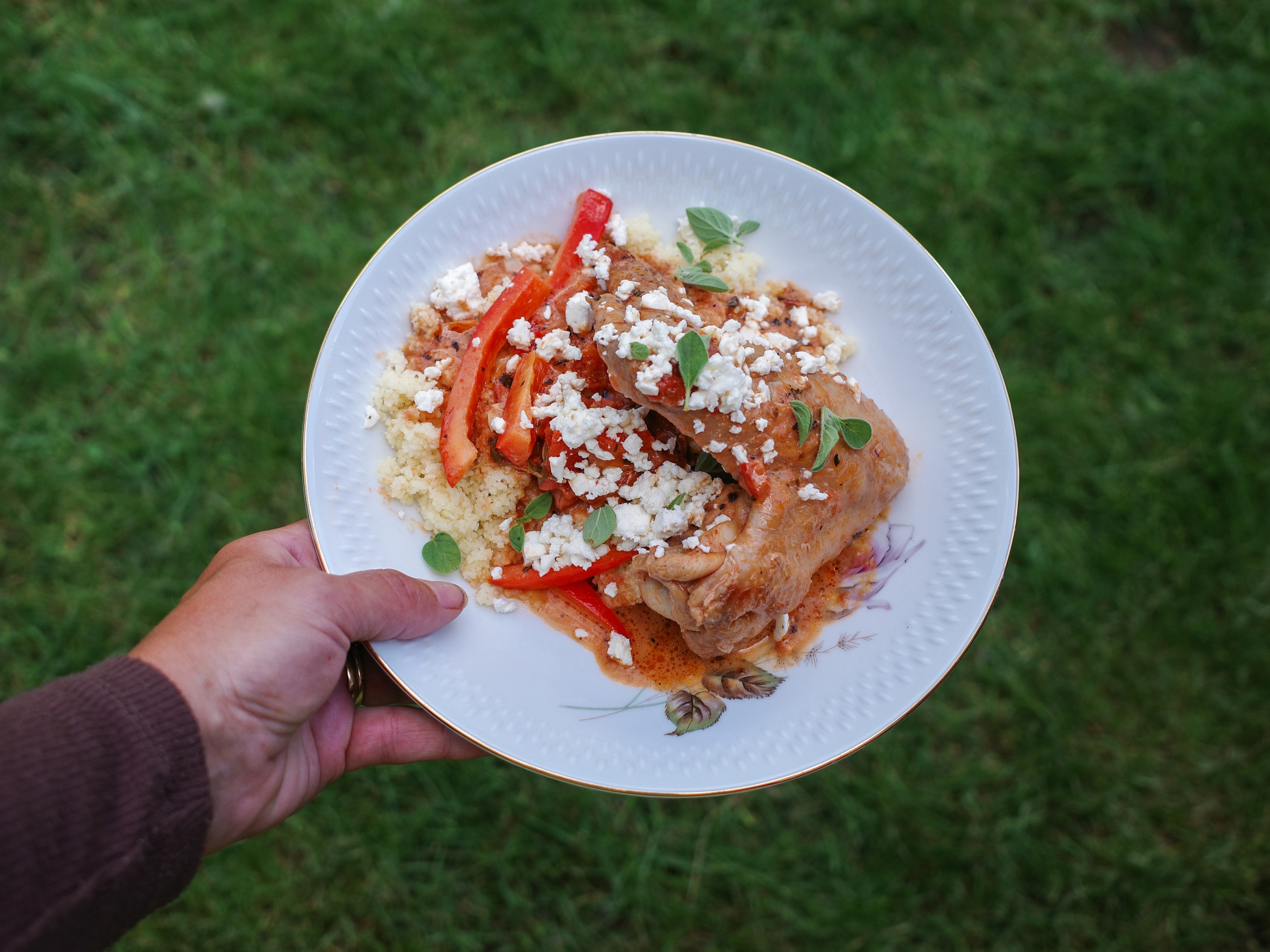 Kylling i peberfrugt sovs på bålgrill