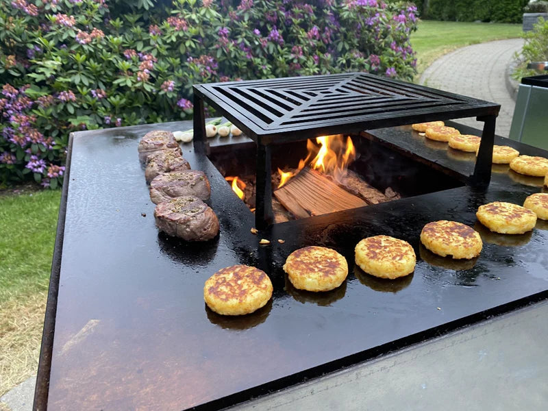 BBQ Feuerstelle CUBY verzinkter Stahl 80 x 80 x 40 cm