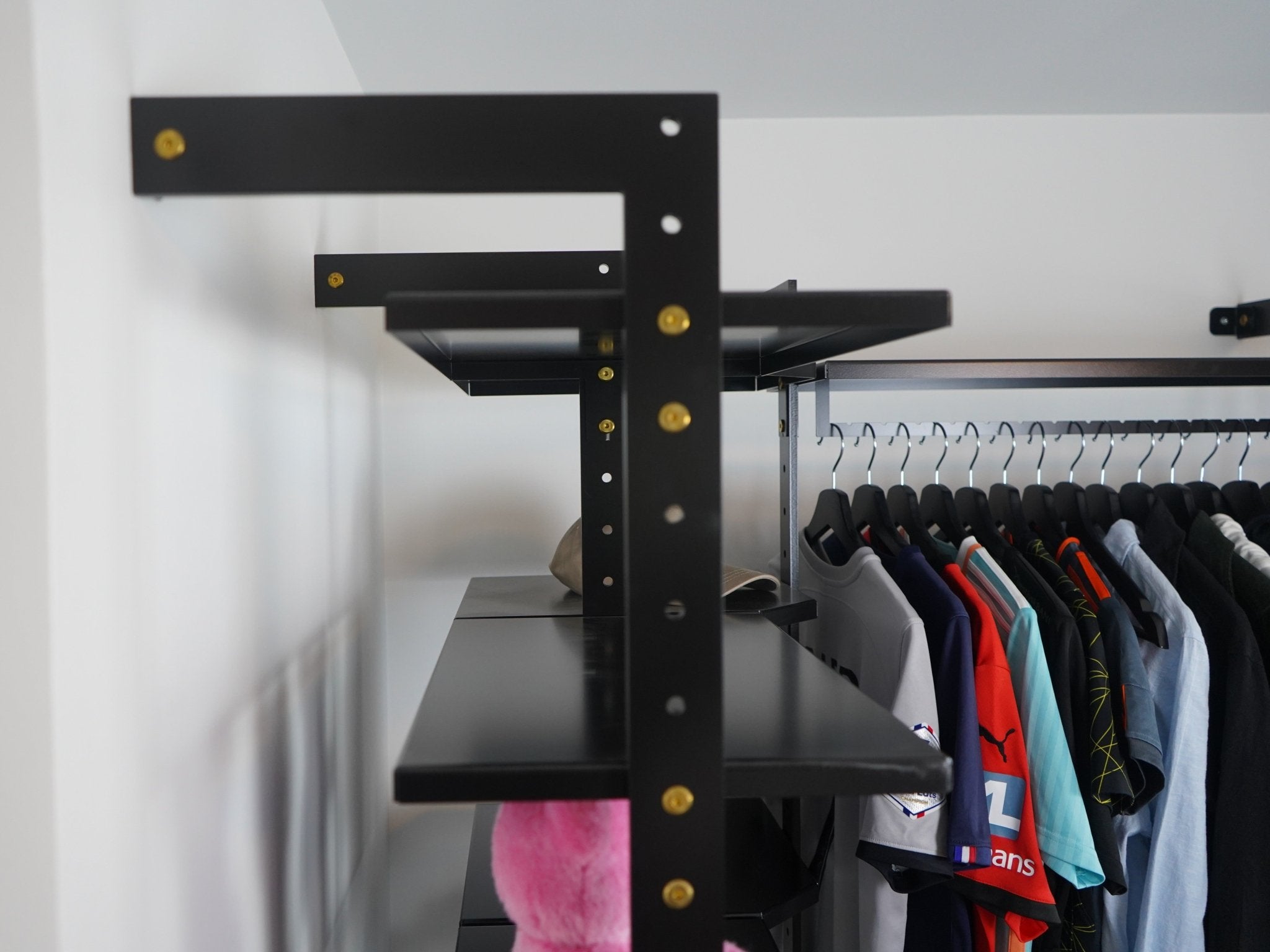 Garderobesystem-AXIS-detalje