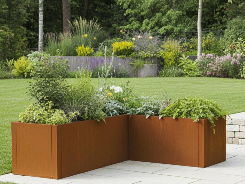 CUBY Winkel-Pflanzkasten aus Cortenstahl