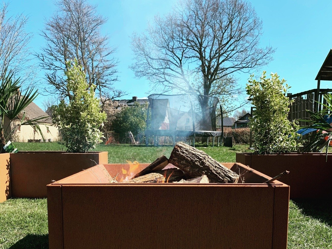 Bålsted i cortenstål CUBY